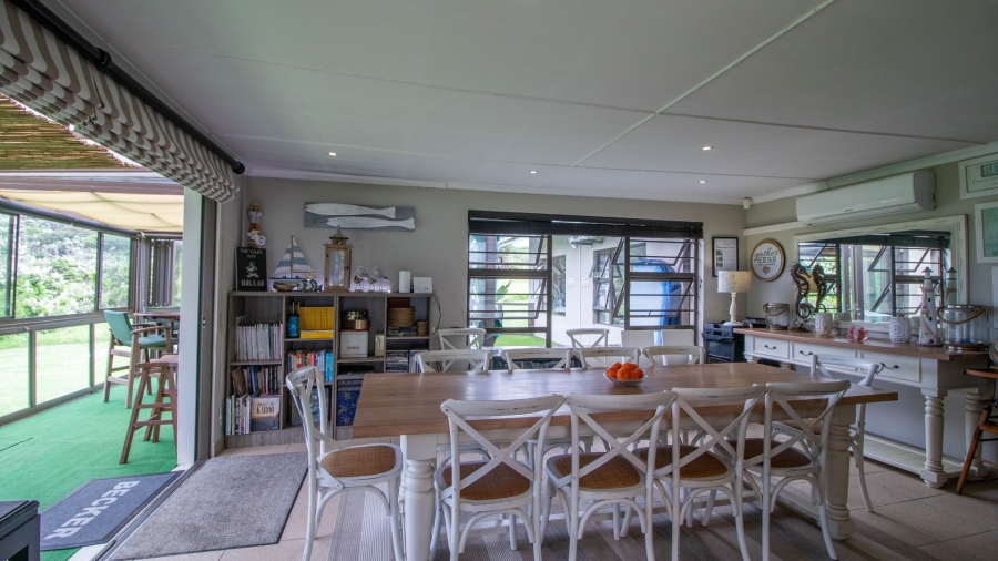 7 Bedroom Property for Sale in Marshstrand Eastern Cape